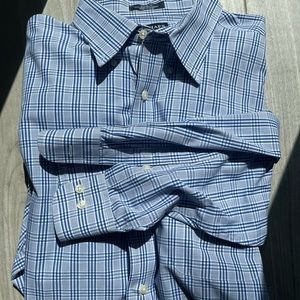 Mint condition Chaps long sleeve dress shirt.